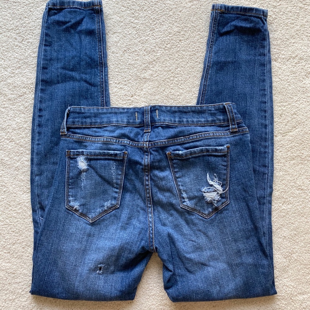 Oasis Ripped Jeans - Picture 2 of 5